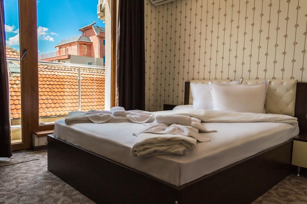 Guest House Saint Apostol ネセバル エクステリア 写真