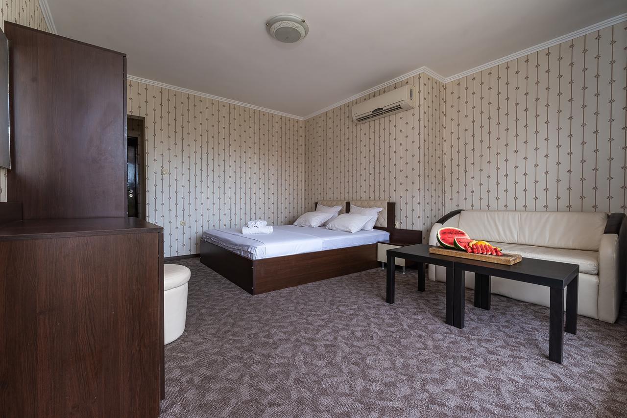 Guest House Saint Apostol ネセバル エクステリア 写真