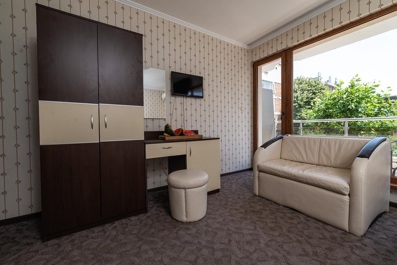 Guest House Saint Apostol ネセバル エクステリア 写真