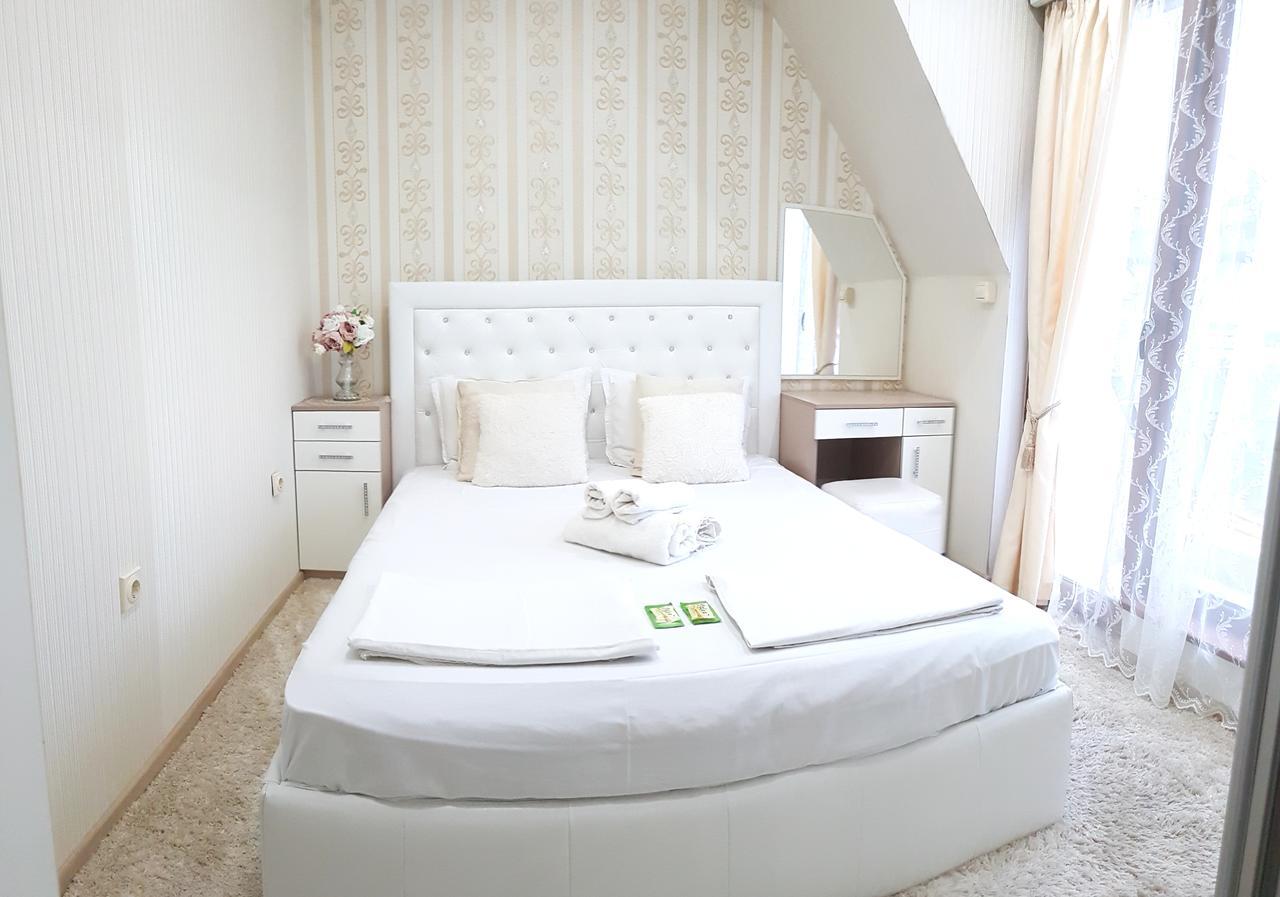 Guest House Saint Apostol ネセバル エクステリア 写真